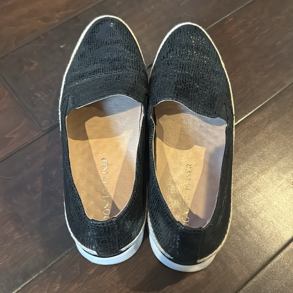 Donald Pliner black w/ rope detail slip-ons - Picture 3 of 5